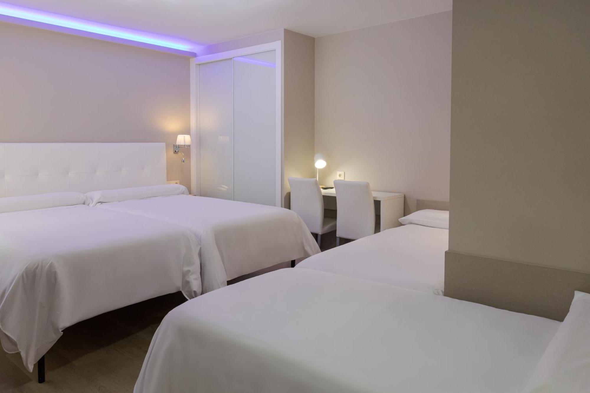 Hotel Jucamar Cangas do Morrazo Exteriör bild