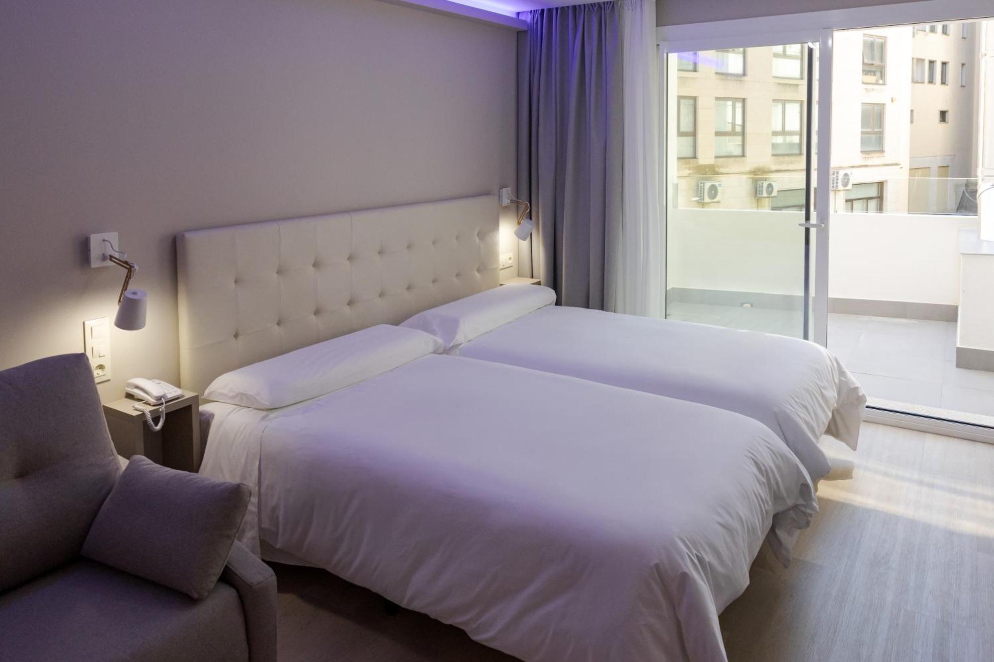Hotel Jucamar Cangas do Morrazo Exteriör bild