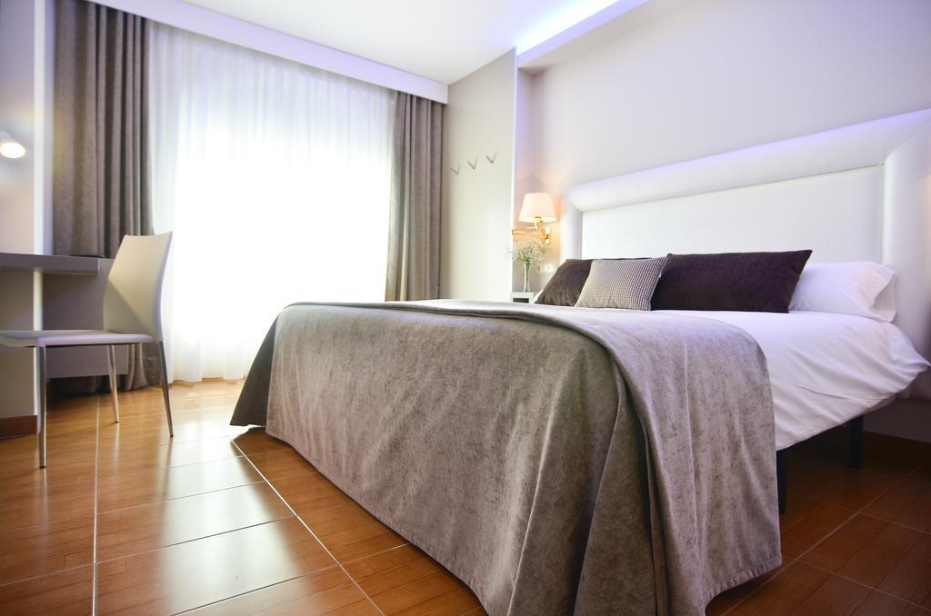 Hotel Jucamar Cangas do Morrazo Rum bild